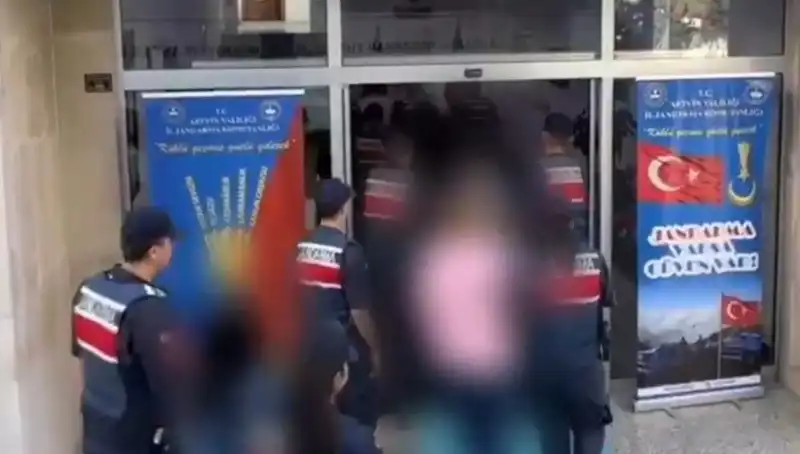 30 İlde FETÖ Operasyonu: 65 Kişi Tutuklandı, Yeni Gelişmeler Bekleniyor!