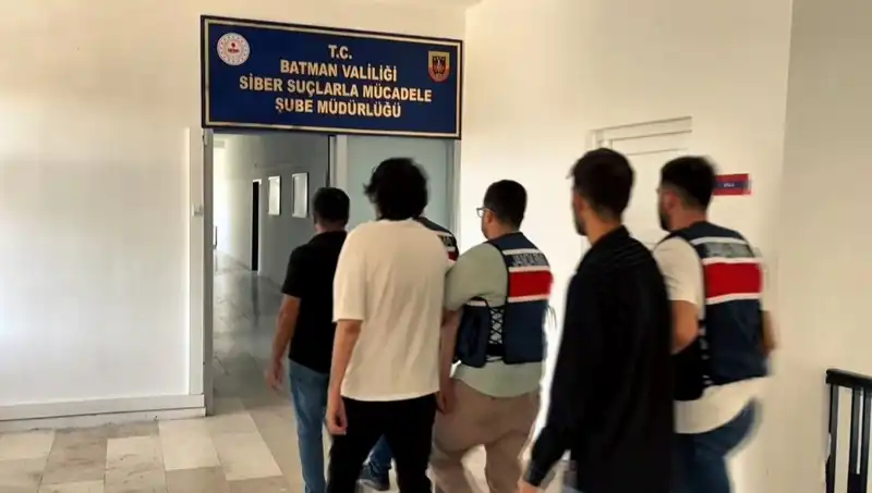 Batman'da Yasa Dışı Bahis Operasyonu: Üç Kişi Gözaltında!