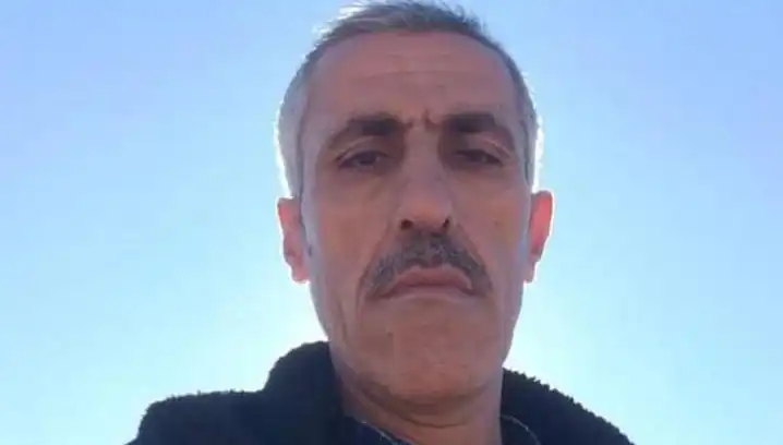 Gençlere "Çime Basmayın" Uyarısı Yapan Adam Bıçakla Saldırıya Uğradı