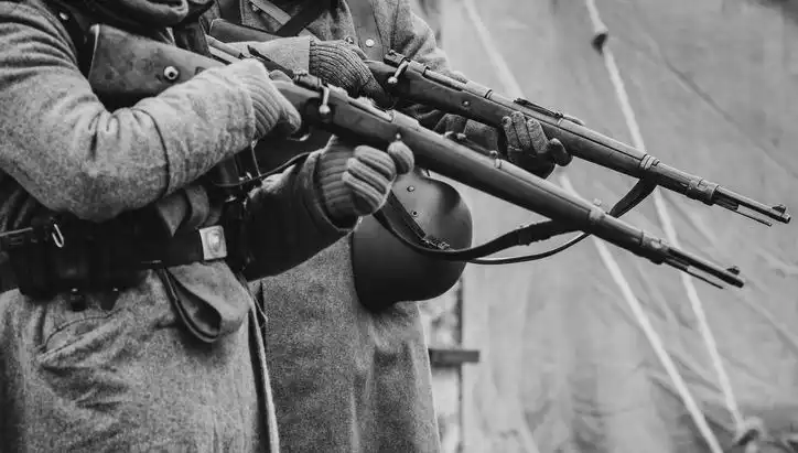 İngiliz İstihbarat Şefinin Aile Geçmişi: Nazi Casusu Şok Edici İfşa