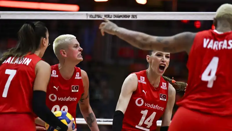 Türkiye-Japonya Voleybol Maçı Ne Zaman? Filenin Sultanları Galibiyet İçin Saha Çıkıyor!