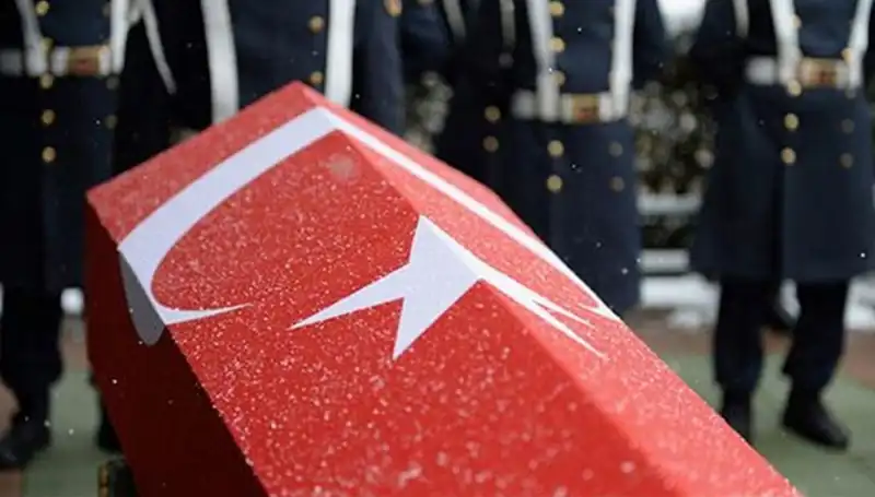 Pençe Kilit Operasyonu'nda Bir Askerimiz Şehit Düştü: Ulusun Acısı