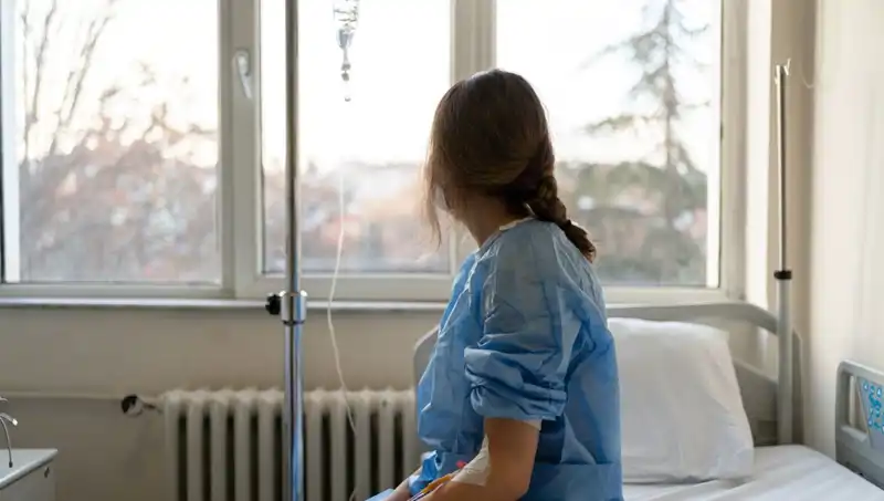 27 Yaşındaki Kadının Meme Kanseriyle İmtihanı: Doktorlar Ciddi Değil Demişti