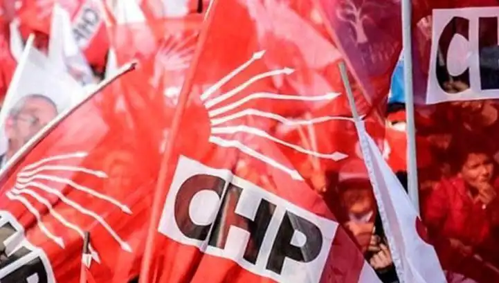 CHP’de Sürpriz Gelişme: Ataşehir, Esenyurt ve Sarıyer Kongreleri İptal Edildi