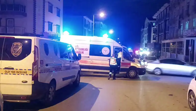Kırıkkale'de Silahlı ve Bıçaklı Kavga: Sokaklar Kan Göledine Döndü