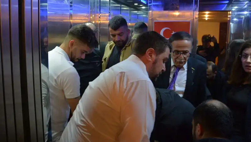 Volkan Konak Anmasında Kalp Krizi: Sanatçı Hayatını Kaybetti