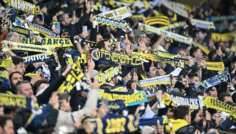 Fenerbahçe, 2023 Sezonu Kombine Fiyatlarını Açıkladı: Taraftarları Şok Edecek!