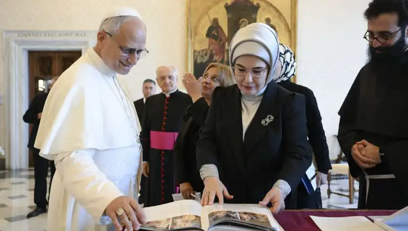 Emine Erdoğan ve Papa Leo, Gazze'nin Geleceği İçin Bir Araya Geldi