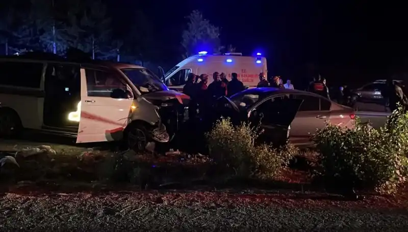 Ters Yön Faciası! Kafa Kafaya Çarpışma Can Aldı