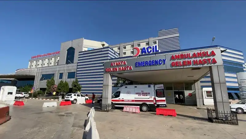 Tavuk Zehirlenmesi Korkusu: 225 İşçi Sağlığına Kavuştu