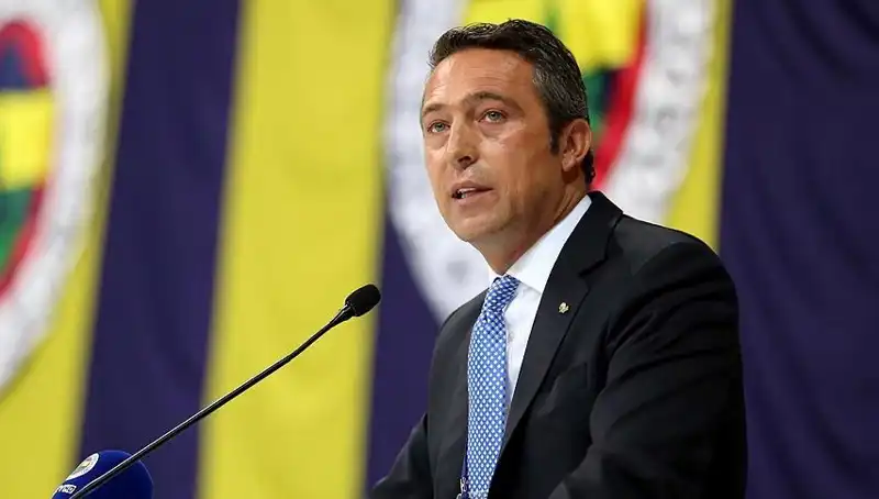Ali Koç, yeni sezona yönelik büyük adımlarla Fenerbahçe'yi güçlendirmeye hazırlanıyor