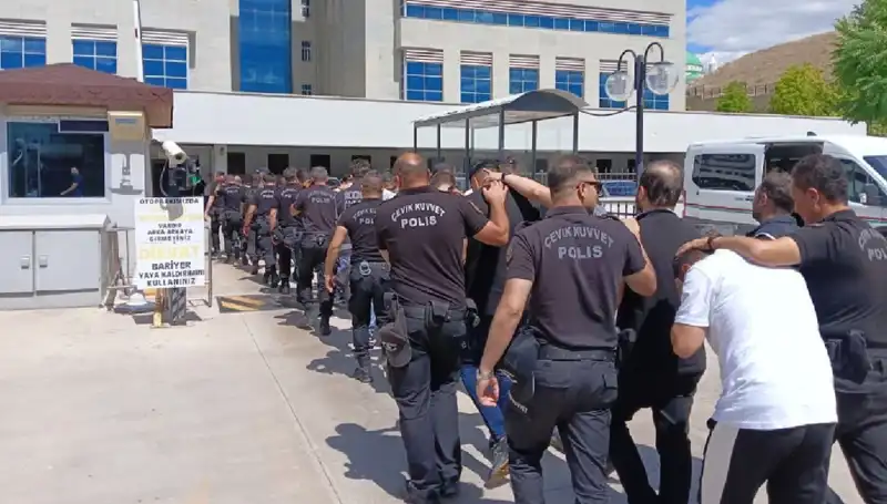 Ankara'da Haraç Çetesi Operasyonunda Şok Detaylar: Avukatlık Ordusu Kime Hizmet Ediyor?